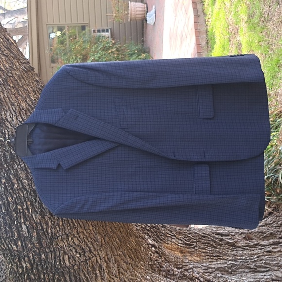 Men's Jos A. Banks sports coat, navy tweed plaid, size 46 regular - Picture 1 of 4